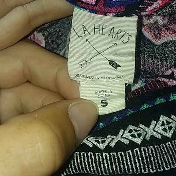 L.A. HEARTS crop top - Picture 2 of 2